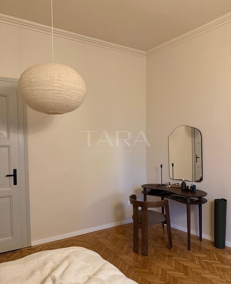 Apartament in imobil istoric, zona centrală in Cluj-Napoca, mobilat. - Poză 9