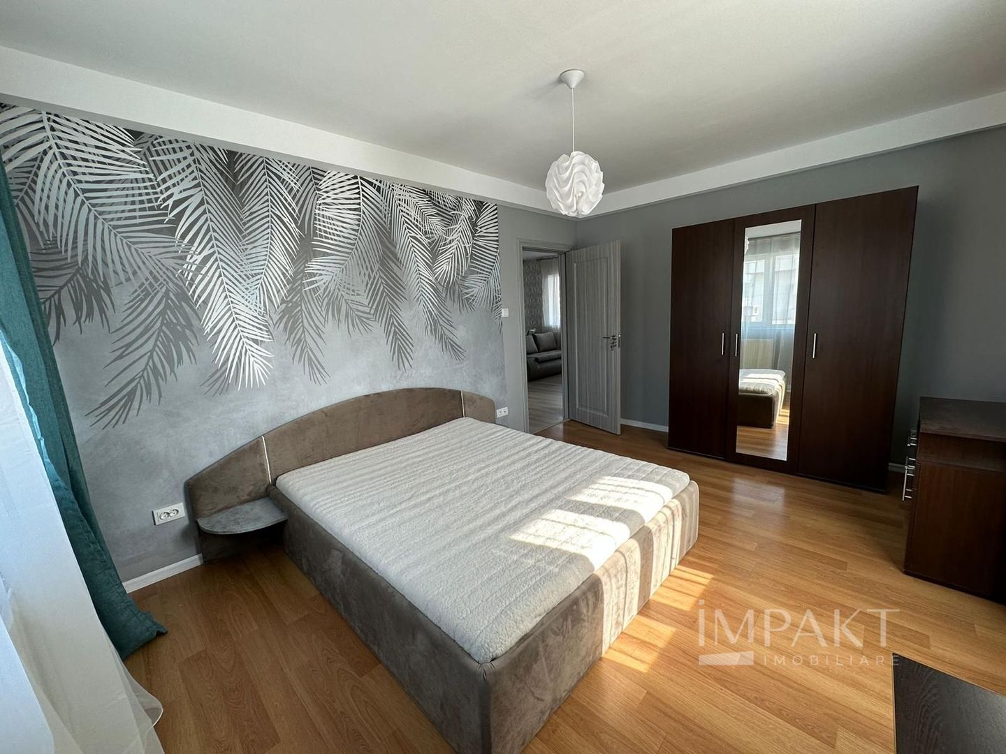 Apartament de inchiriat cu 4 camere,zona semicentrala! PETFRIENDLY - Poză 2