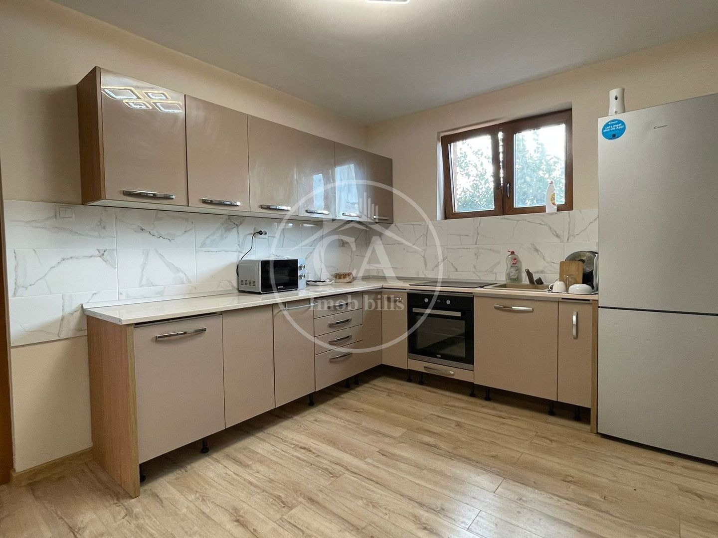 Casa de inchiriat cu 4 camere  tip duplex in cartier Viena, Oradea - Poză 6