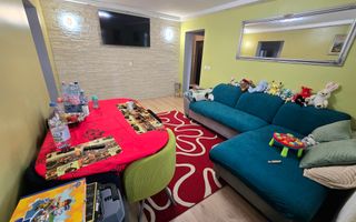 Apartament 3 Camere Complet Renovat si Mobilat, Cetate - Poză 1