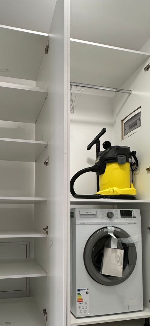 Mobilat si utilat modern - Poză 5