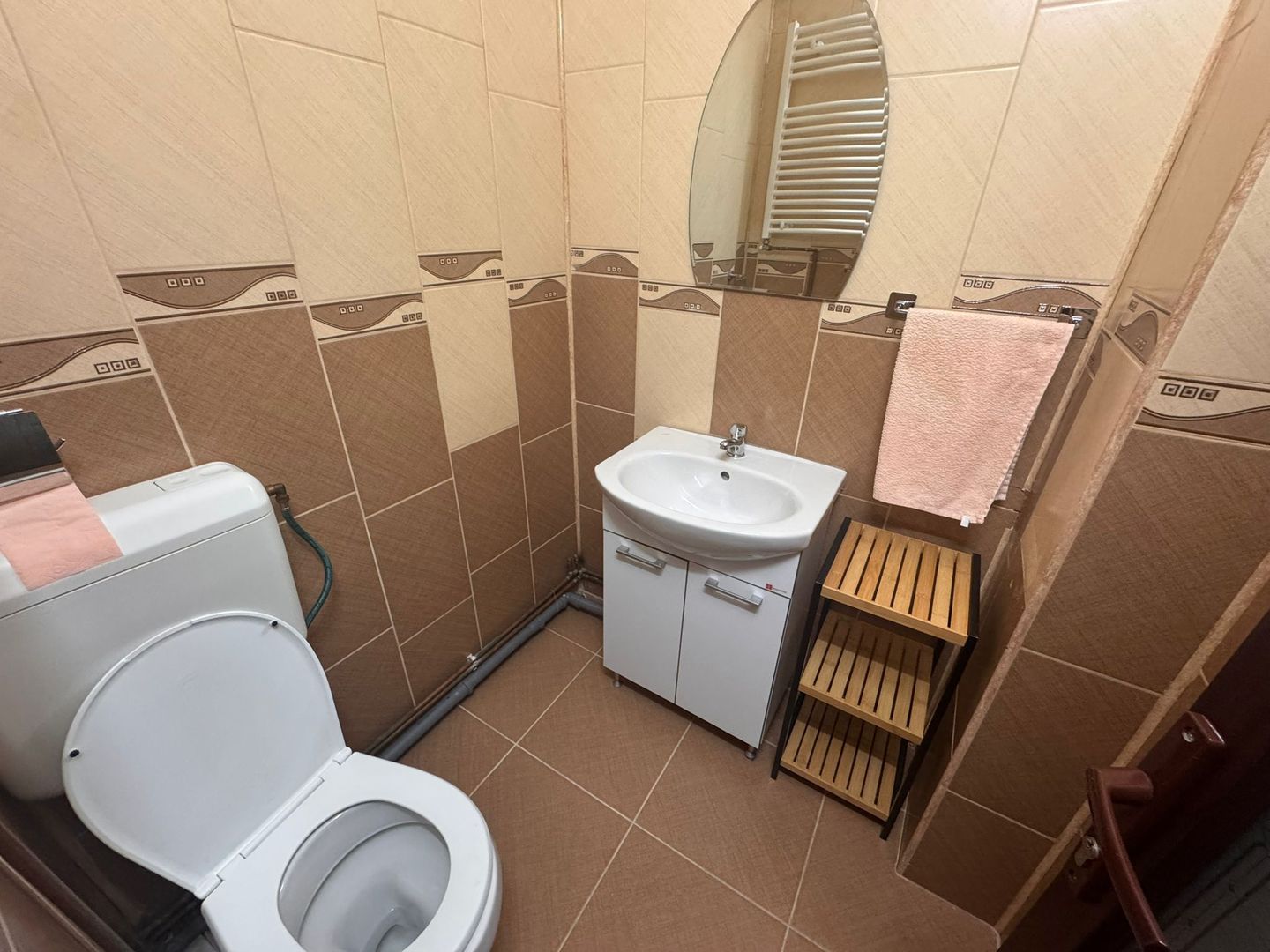 13 Septembrie 3 camere Sebastian 3/8 73mp - Poză 5