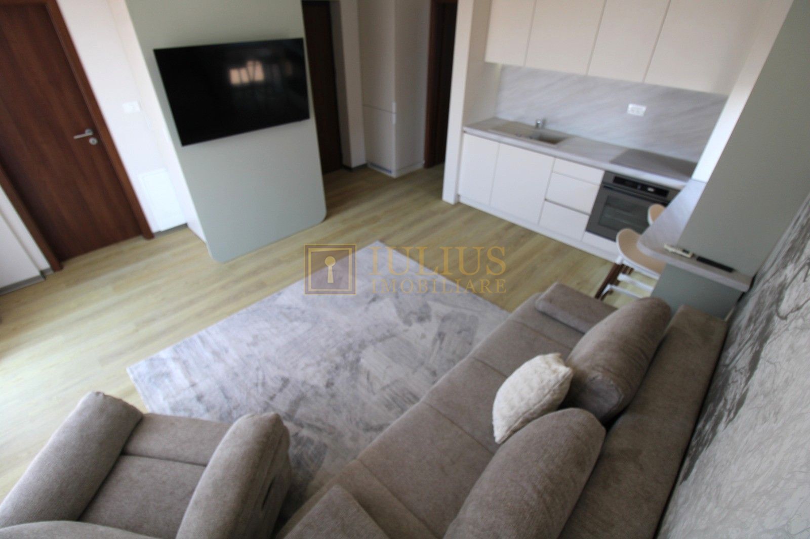2 camere, TERASA 30 mp, loc de parcare inclus, Braytim/Girocului. - Poză 6