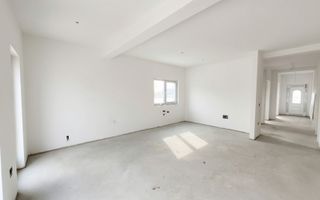 Duplex cu 4 camere, despărțit prin camera tehnica | Mosnita Veche | Lidl - Poză 5