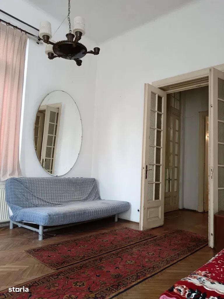 De vanzare vila burgheza 8 camere Unirii - Budapesta Ultracentral - Poză 2