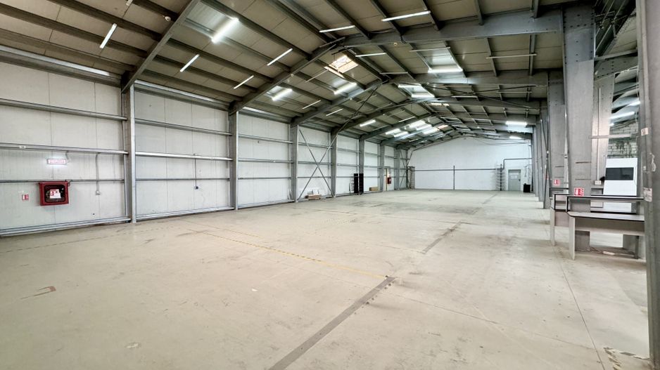 Depozit-Hala-Productie 744mp+366 Birouri-Acces tir - Poză 1