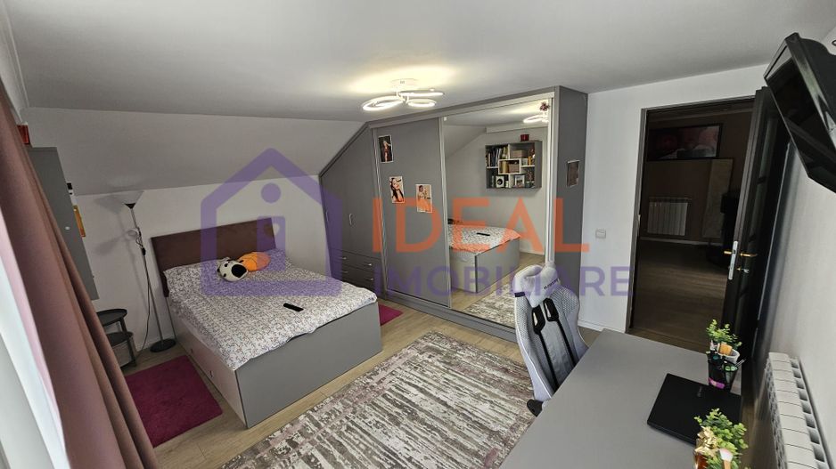 Vila Moderna cu 5 camere, garaj si 921 mp de curte, in Tocile - Poză 19