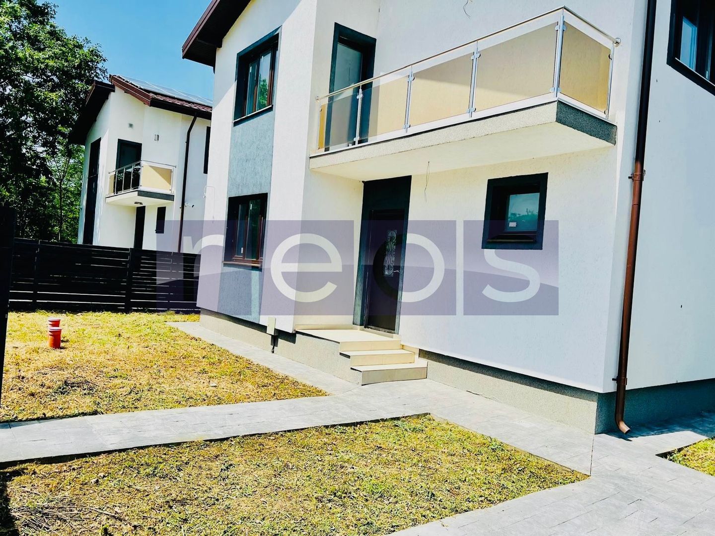 VILA DE VANZARE CORBEANCA 450 MP 6 CAMERE - Poză 2