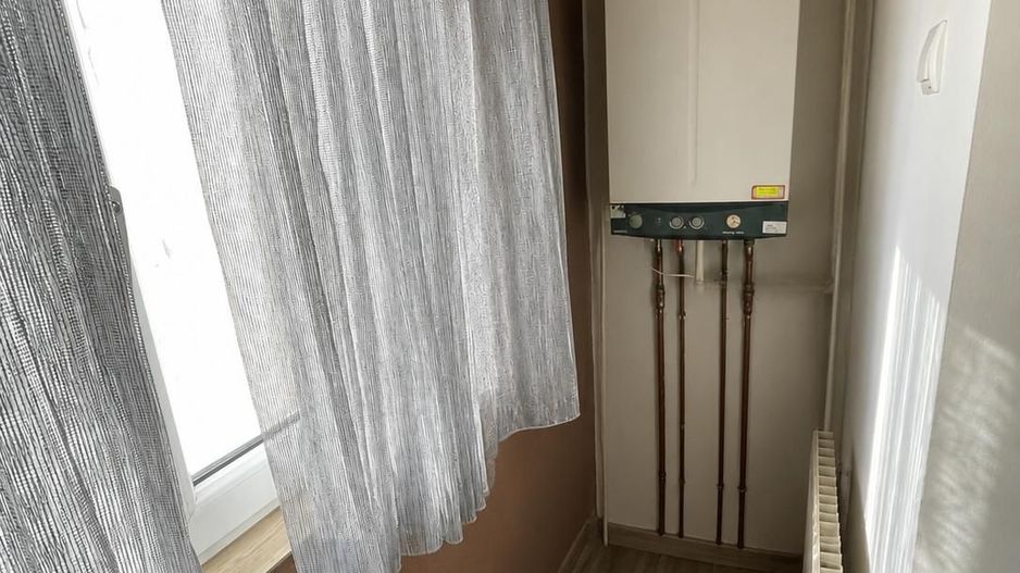 Apartament cu 3 camere de vanzare, zona Cetate - Poză 9