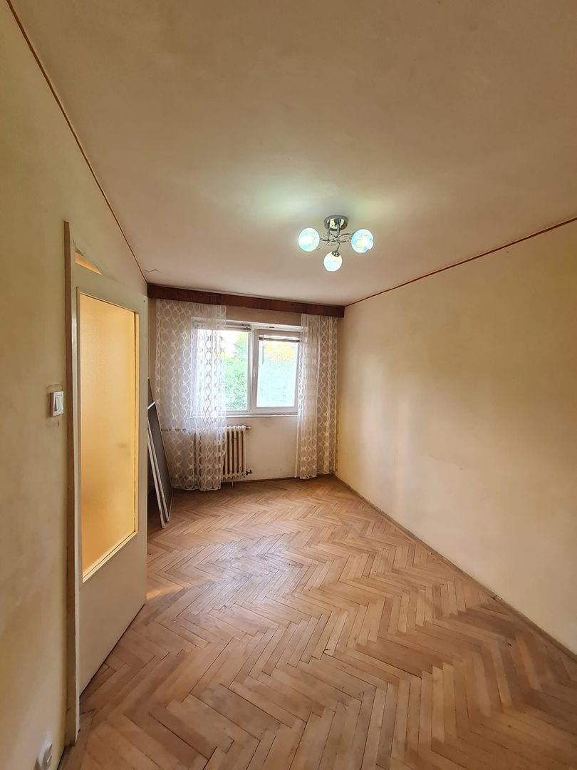 Apartament modest 2 camere zona Sagului - Poză 1