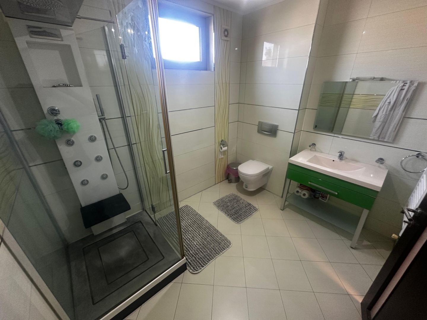 CASA INDIVIDUALA, 9 CAMERE, TEREN 475 MP, MOBILAT/UTILAT, COMIS 0% - Poză 21