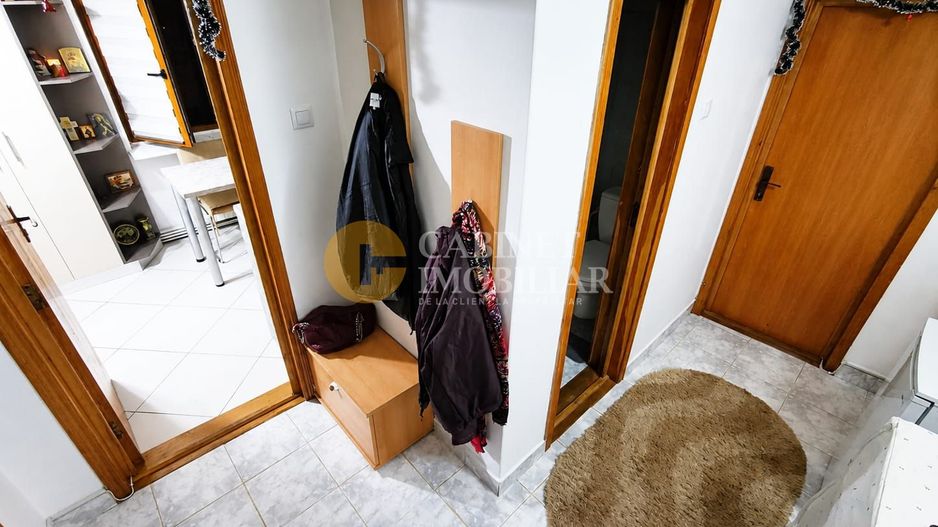 Apartament 4 camere parter/ Spațiu Comercial Nicolina 2 - Poză 3