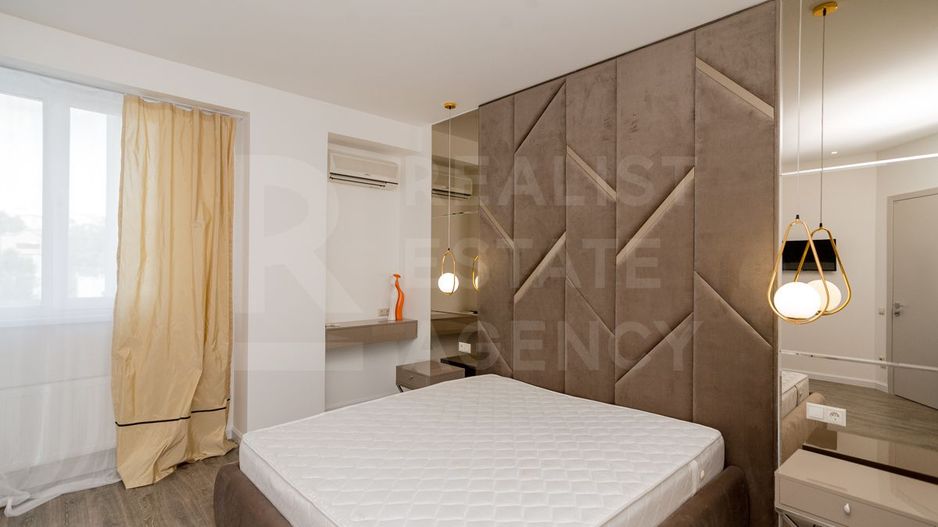 Chirie, apartament, 3 camere, str-la 31 August 1989, Centru - Poză 9