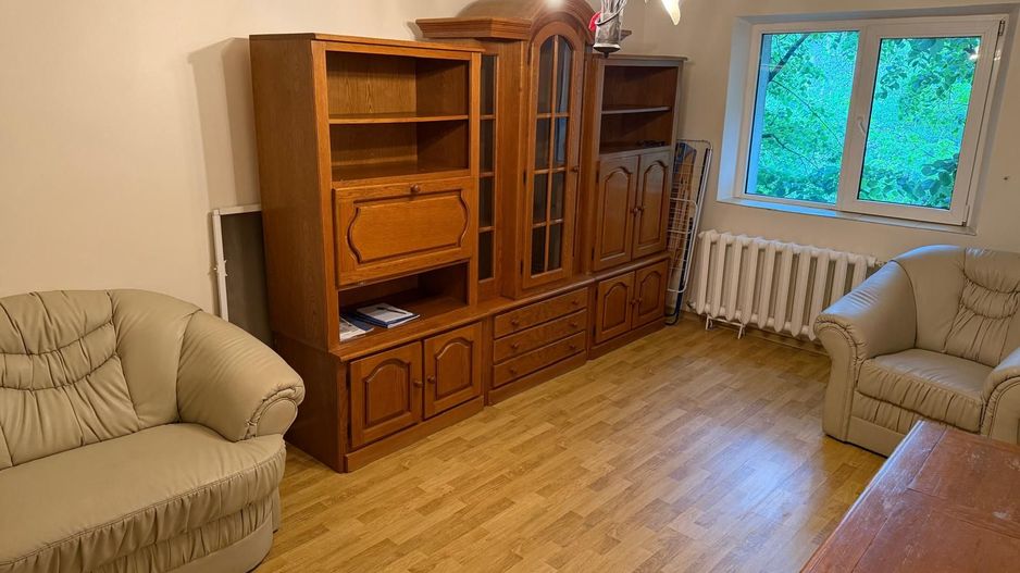 Apartament cu 3 camere, etaj 2, mobilat și utilat, zona GARA - Scoala 8; - Poză 5