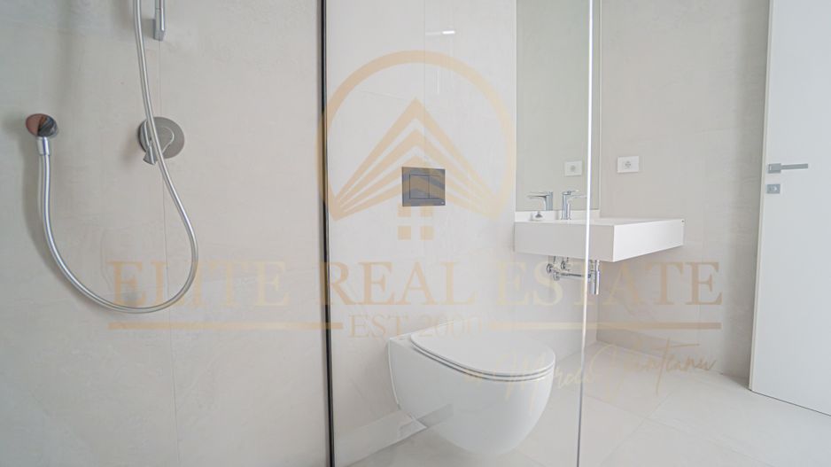 Stațiunea Mamaia - Vânzare apartament cu 2 camere, 2 bai si terasa de 47 mp. - Poză 8