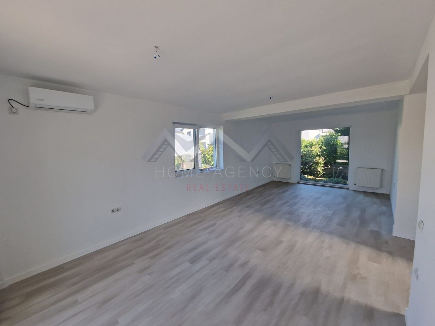 Casă P+1+pod mansardat nemobilată Otopeni - Tunari - Poză 4