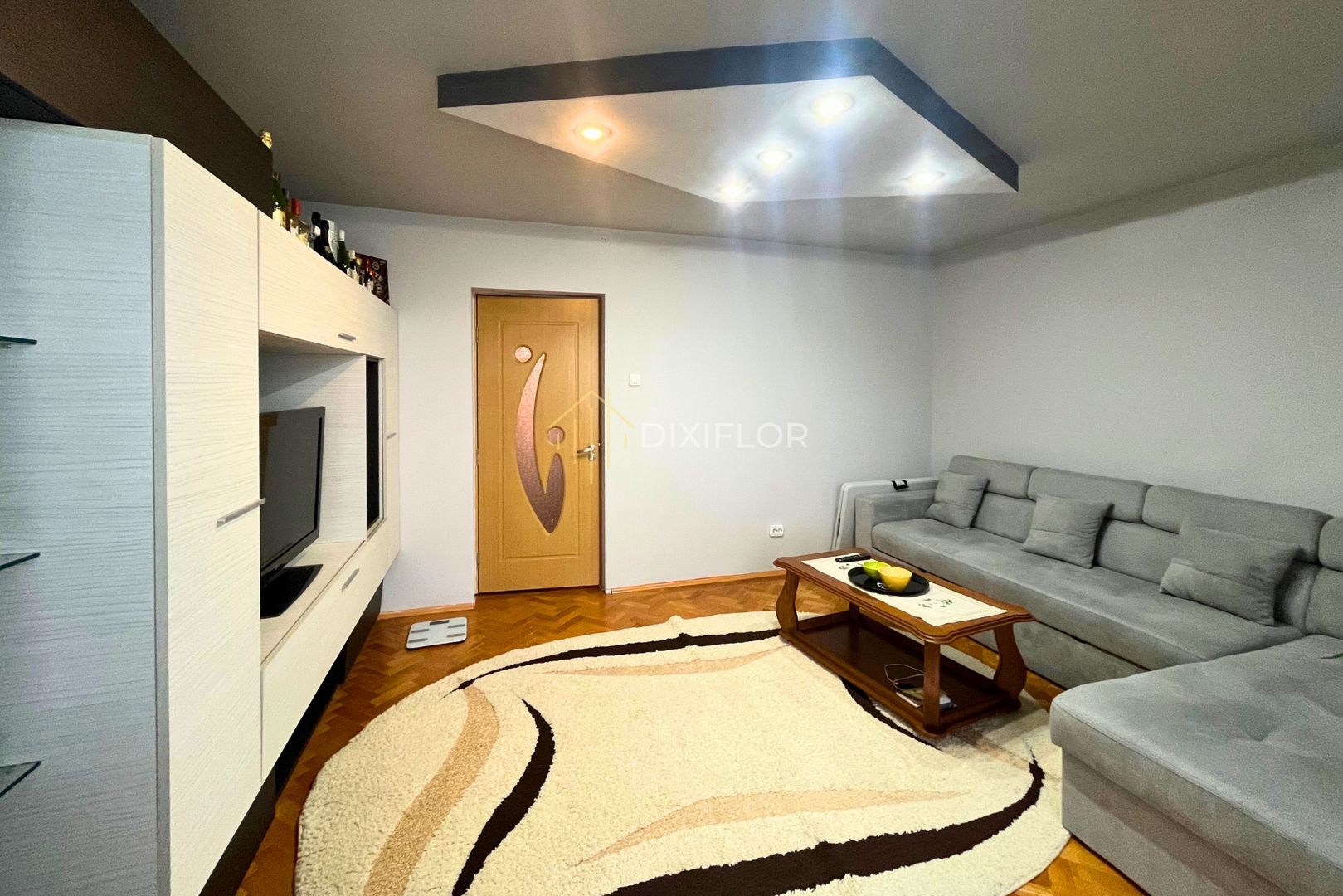 Apartament cu 3 camere, Dâmbul Pietros - ideal pentru prima locuință - Poză 2