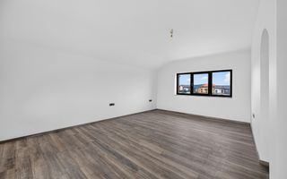 Vila cu arhitectura deosebita, teren 636mp, Cristian, Brasov - Poză 9