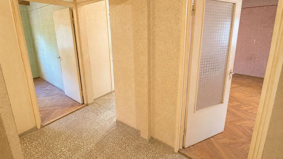 COMISION 0%  Apartament 3 Camere | Etaj 1 Decomandat Dambovita Izolat - Poză 12