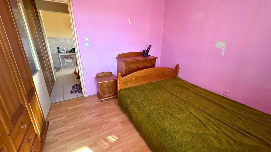 Apartament 2 camere 47,5 M² + balcon 7,5 M² cu priveliste Simeria - Poză 6
