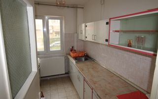 3 camere, centrala termica, aproape de magazine, farmacii, shooping city - Poză 4