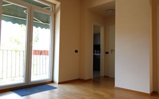 Birou mobilat si utilat, Complex Studentesc; centrala proprie. - Poză 5