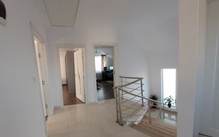 Vila deosebita,zona Hlincea - Poză 7