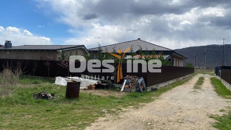 Teren de vanzare Dumbrava Rosie 30Euro/mp 900mp - Poză 12