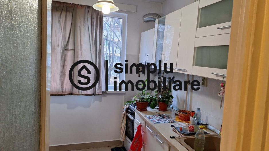 3 camere semi, etaj 2/4, Rovine - 138 000 Euro - Poză 5