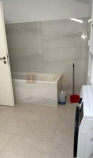 Apartament cu 2 camere in Dumbravita, loc de parcare - Poză 7