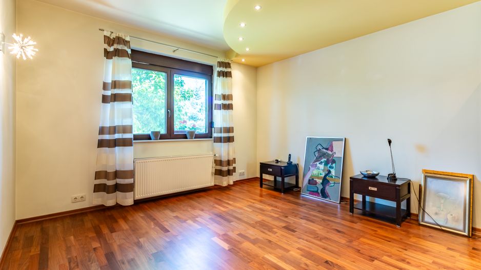 Vila premium de vanzare Balotesti/ piscina/ ponton/ deschidere la lac - Poză 36