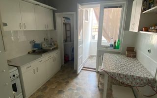 BRASADAS vinde ap cu 3 cam și garaj Piata Mare. - Poză 4