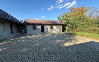 Casă P+M | Mitocul Dragomirnei | 898 mp teren | Foișor & Anexe - Poză 1