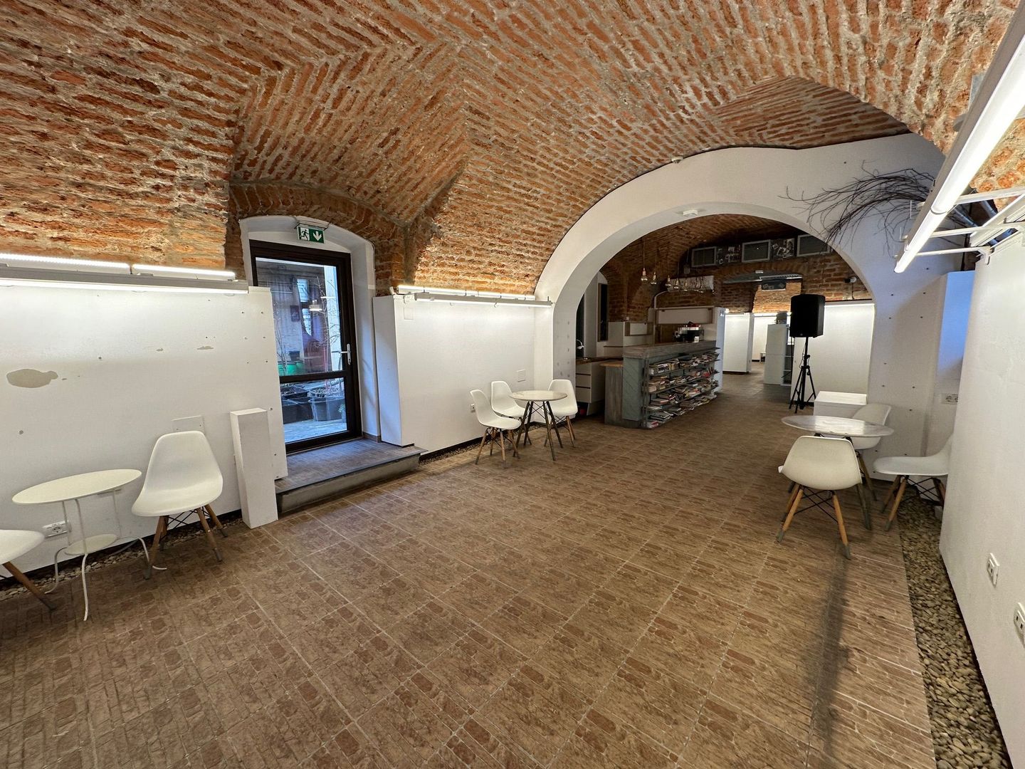 Spatiu comercial în Piața Unirii - 155 mp - Poză 12