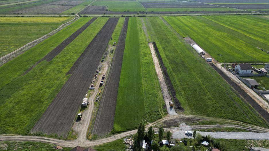 Loc de casa de 504 mp în Livada - Poză 11