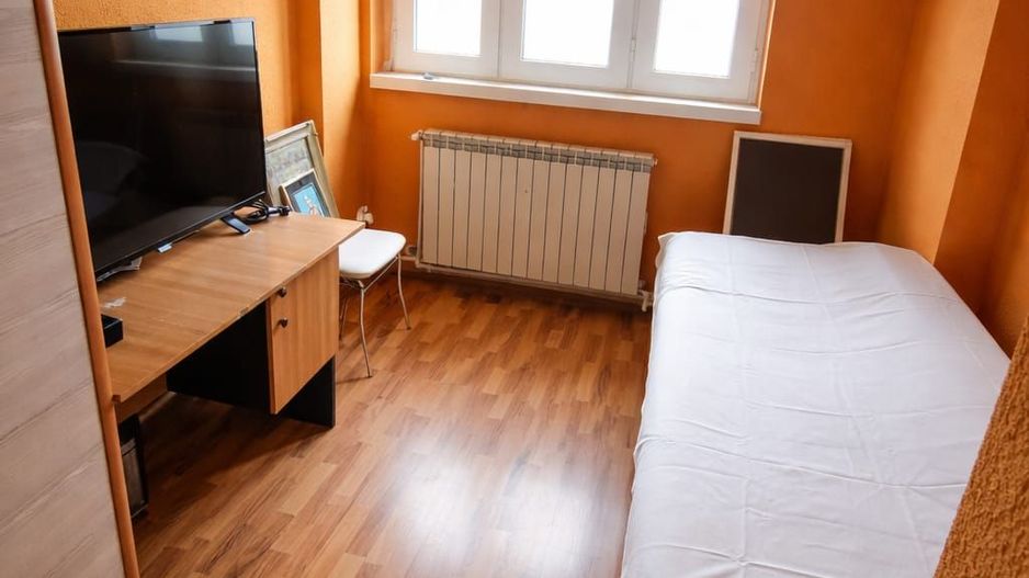 De vanzare apartament cu 2 camere Mazepa 2, 62.000 euro - Poză 1