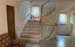 Vila de vanzare, teren 3100 mp, 7 camere, 6 grupuri sanitare, 3 CT, an 1997 - Poză 29