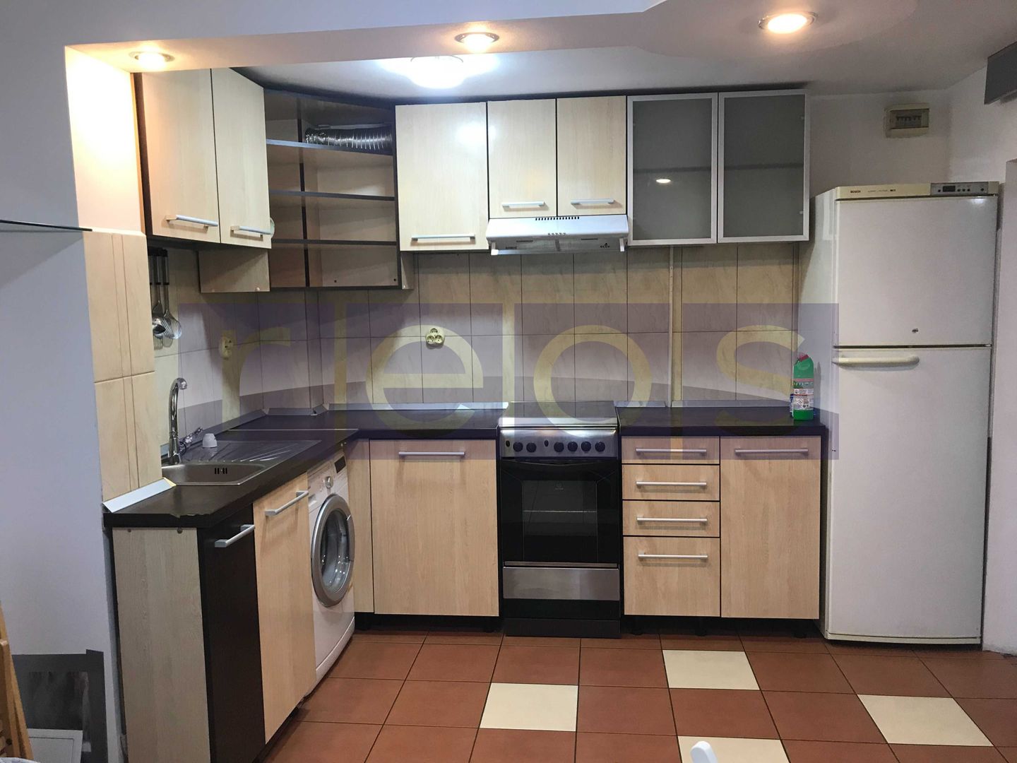 VANZARE APARTAMENT 3 CAMERE | LACUL TEI | 66MP | RENOVAT | MOBILAT - Poză 3