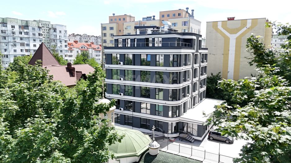 Penthouse 92,2 m² în Buiucani | Terase generoase | Lift direct - Poză 2