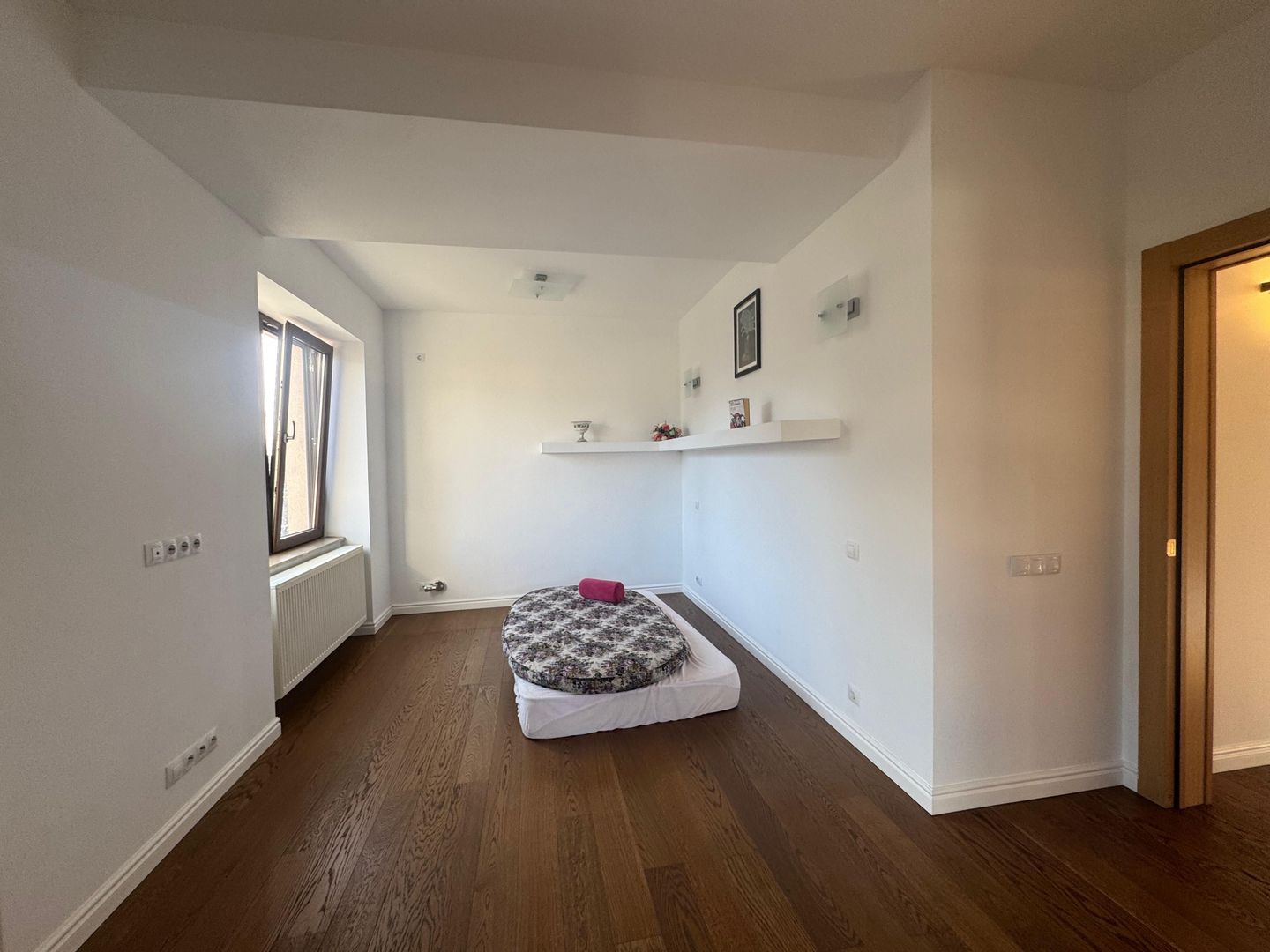 3 CAMERE || DOMENII - CASIN - Poză 10