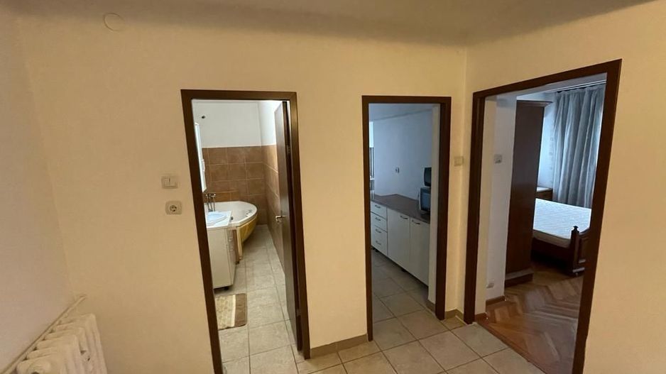 De Inchiriat Apartament 2 camere la 3 min de metrou  Unirii - Poză 4