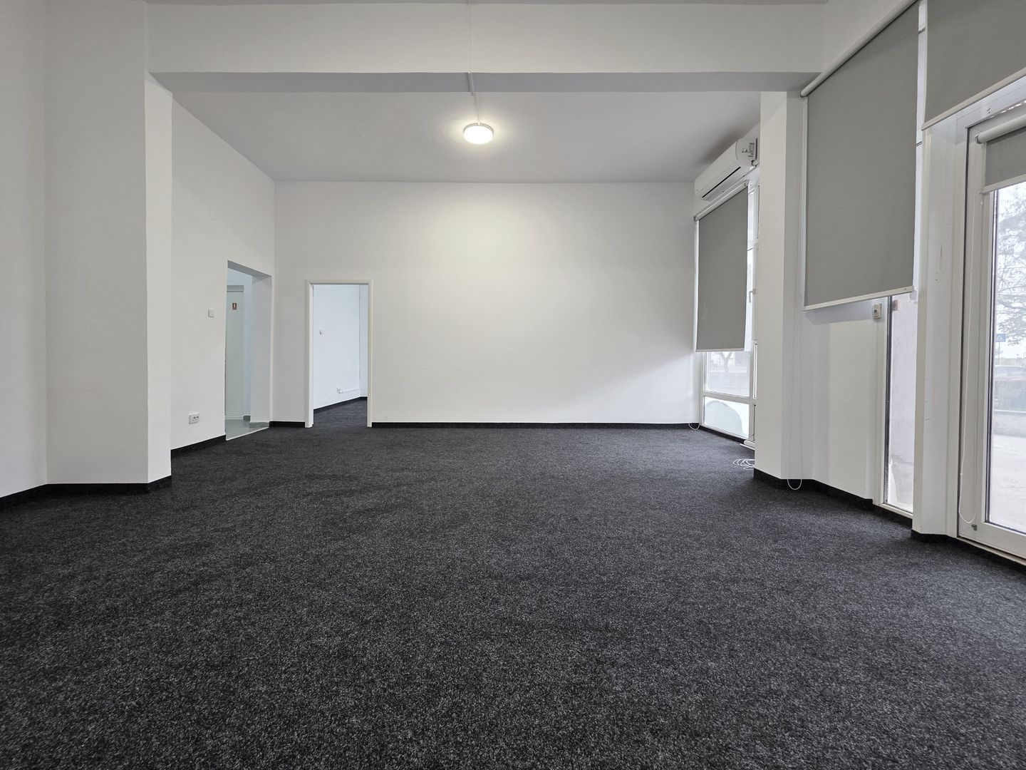 FALEZA NORD – 192 MP UTILI, IDEAL MAGAZIN, BIROURI, CABINETE MEDICALE - Poză 7