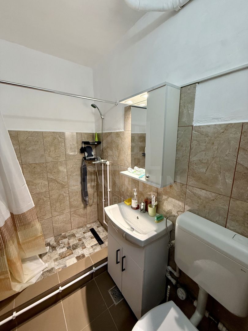 4 camere decomandat 99mp centrala mobilat Craiovita Promenada - Poză 7