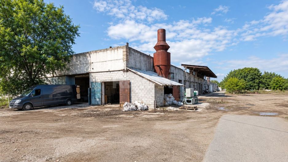Oportunitate Rară de Investiție Industrială – 3,97 ha Teren + 14.673 m² Construcții în Zona Sîngera, Chișinău - Poză 4