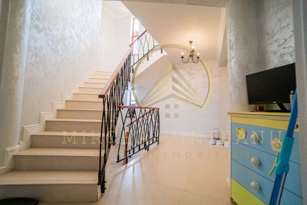 Palazu Mare/Elvila - Vila cocheta  P+1E+M cu teren 970 mp,mobilata si utilata - Poză 21