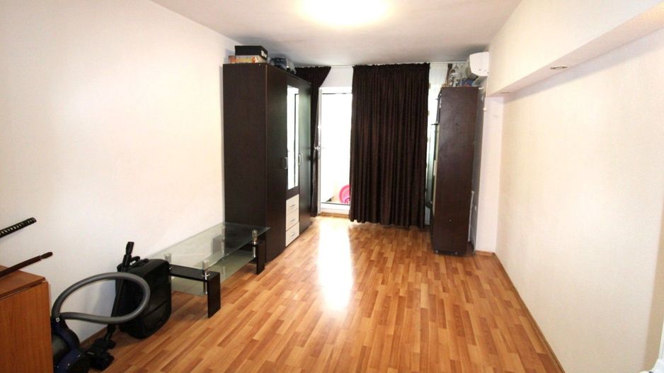 De inchiriat apartament cu 2 camere Micro 14 Masnita et. 2, 360 euro - Poză 2