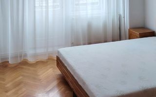 3 camere, situat la etajul 1 al unui imobil din zona 13 Decembrie Făget - Poză 3