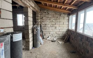 Casa de vanzare D+P+E+M cu 5 camere în Livada De Bihor - Poză 6