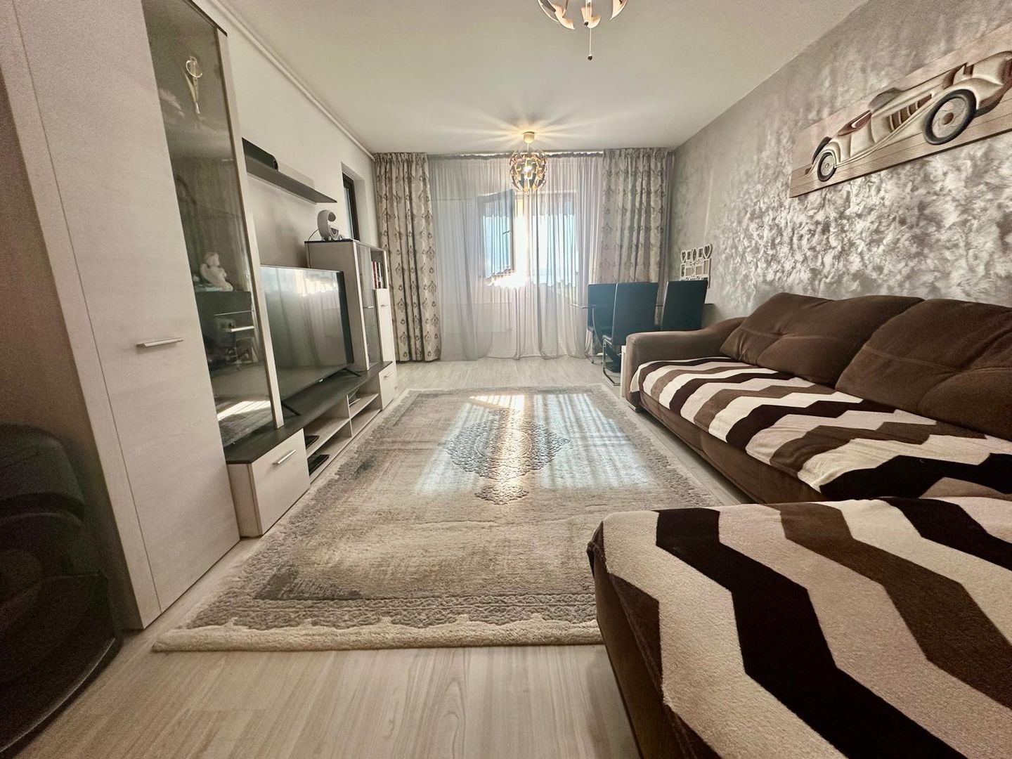 DE VANZARE Apartament 2 camere Fundeni - Poză 1