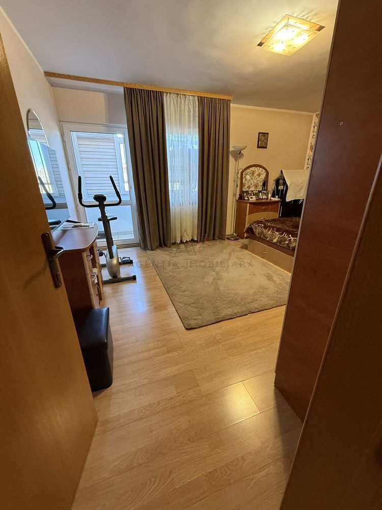 Vila Aviatiei | Constructie 2004 | 300 mp utili | Garaj - Poză 3